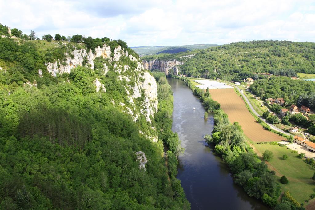 Chambres D'Hotes La Combe De Redoles Tour-de-Faure Exteriör bild