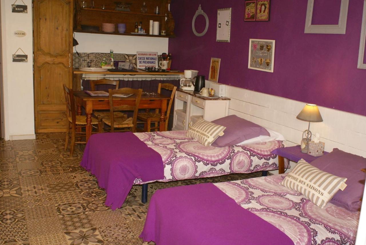 Chambres D'Hotes La Combe De Redoles Tour-de-Faure Exteriör bild